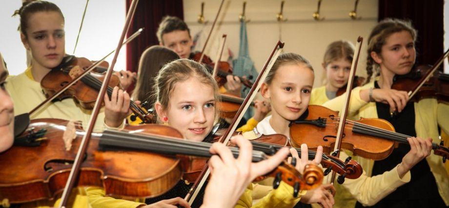 Haspa Musik Stiftung verleiht Instrumente